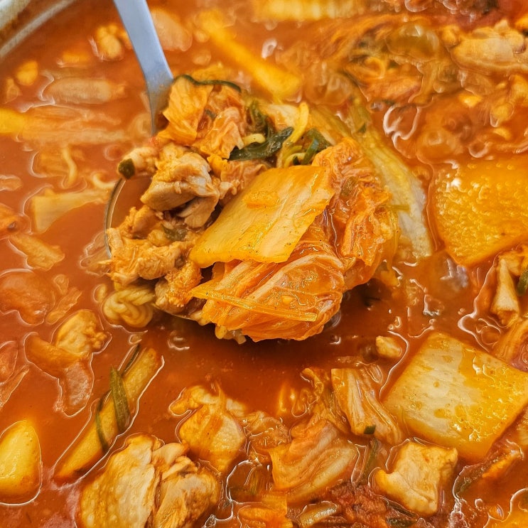  동래 명륜역 요달의찜닭 온천명륜점｜평일 런치 공기밥 제공 김치닭도리탕 후기