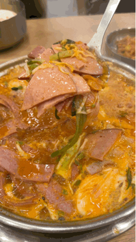  가산디지털단지역 맛집 : '부대옥 가산직영점' 햄을 양껏 먹을 수 있는 부대전골 맛집