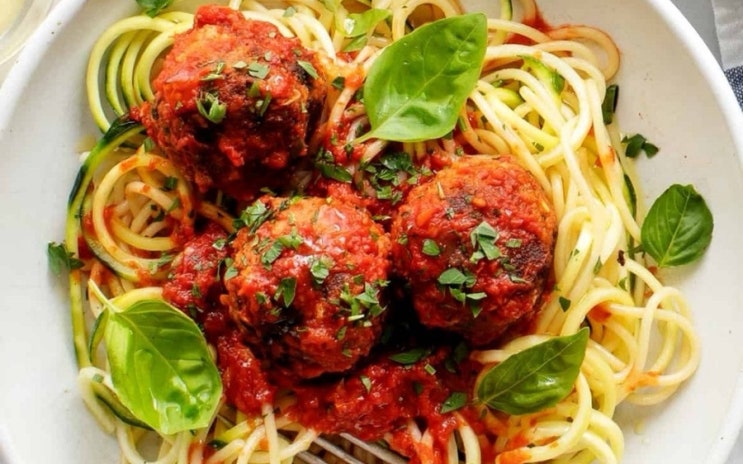 250627 오늘의 회화 - Spaghetti and Meatballs