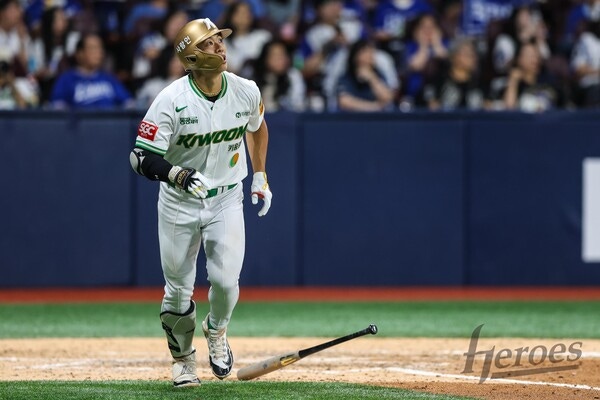 키움 <b>송성문</b> 5안타 2홈런 폭발! 삼성 원태인 데뷔 첫 4피홈런... 