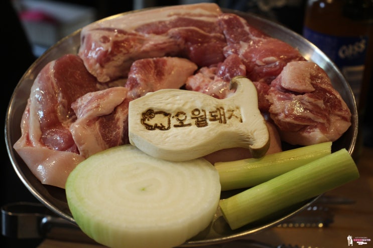  제주돼지고기 맛있는 논현역삼겹살맛집 '오월돼지'