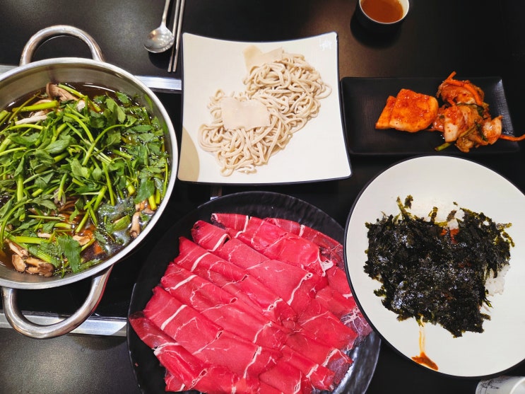 문현동 맛집 윤우재 문현샤브 칼국수 가성비 최고