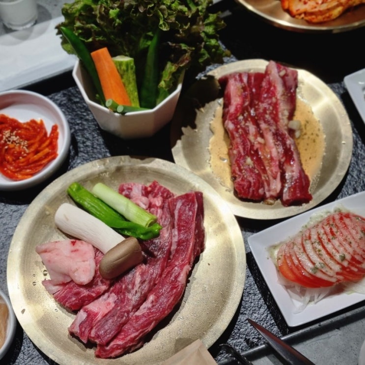 삼성중앙역 맛집 - 반찬과 고기 퀄리티 모두 좋았던 숯불가든 청숫