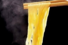  "400원 라면이 진짜 있다고?" 대박 터진 PB라면 완전 분석! 