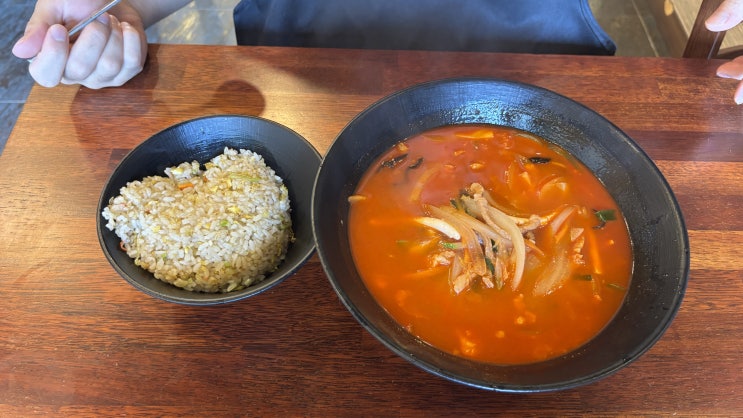 [성복/중식] 최고집짬뽕_짬뽕밥에 볶음밥을 주는 곳. 간짜장 맛집.