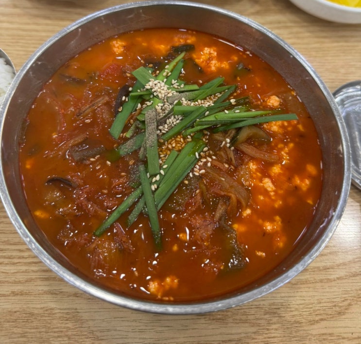 강릉 동화가든 짬뽕 순두부 줄서서 먹는 원조 맛집
