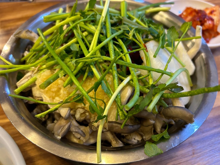  [영등포구] 버섯과 미나리가 무한리필, 전국 버섯칼국수 원탑 맛집 추천 <가양칼국수버섯매운탕>