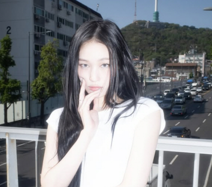 애니 음원성적 실화임? <b>테디</b>의 저력인가 <b>올데프</b>의 실력인가?