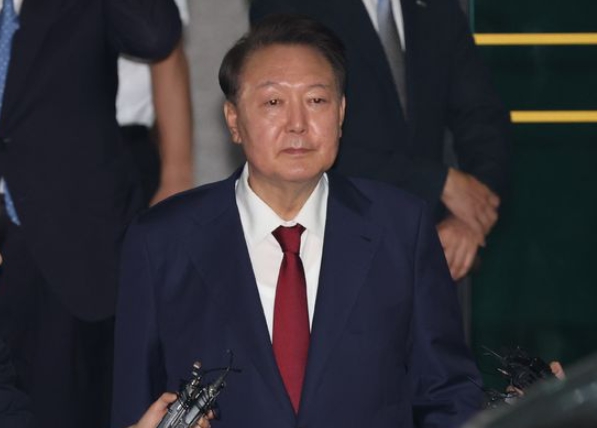 김병기 직무대행, <b>윤석열</b> 전 <b>대통령</b> ‘<b>내란특검</b>’ 조사 비판... 