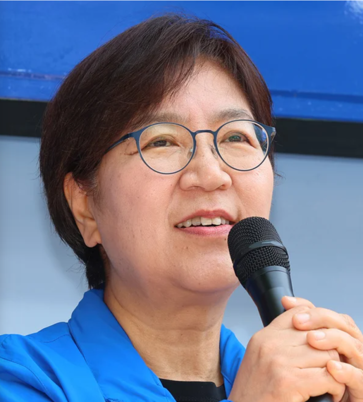 논란 속에도…의협 “<b>정은경</b> 후보자 환영, <b>신뢰 회복</b> 나서겠다”
