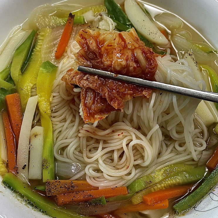  초간단 멸치 잔치국수 육수 만들기 황금레시피