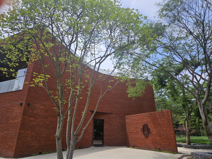  스코그 Skog 남한산성 풍경과 현대미가 만난 베이커리 카페 ️  사진맛집