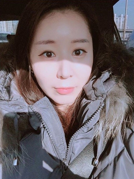 [<b>한덕수</b> 전 국무총리, 가수 <b>오윤혜 명예훼손</b> 혐의로 고소... 