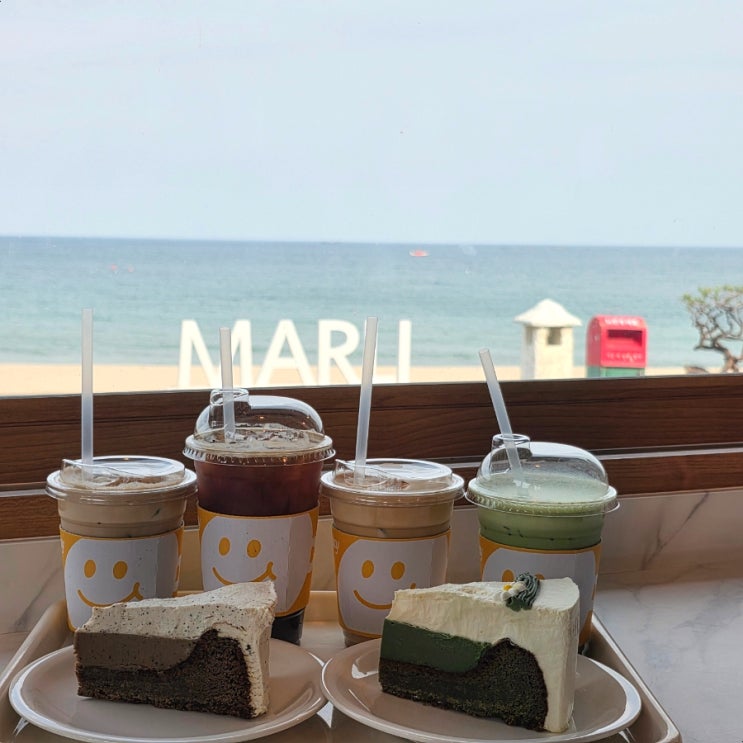 울진 죽변항 오션뷰 예쁜카페 르카페말리 , 케익도 커피도 맛있는 곳