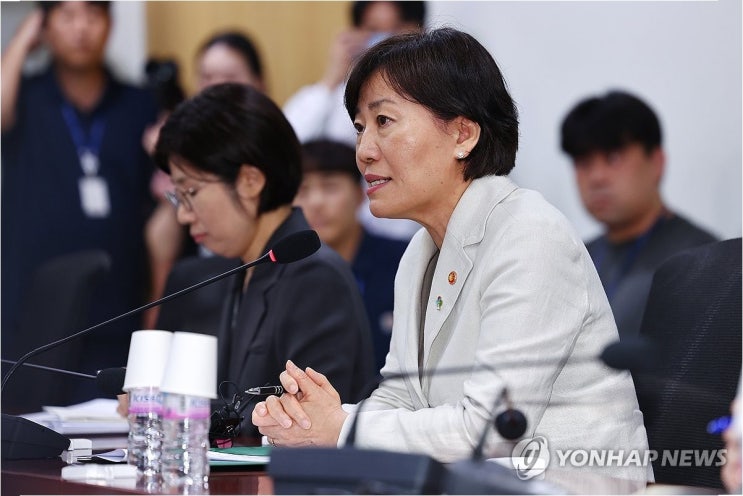 <b>송미령</b> 장관의 '변화': <b>양곡관리법</b>, 이제는 '할 수 있는 <b>여건</b>'?