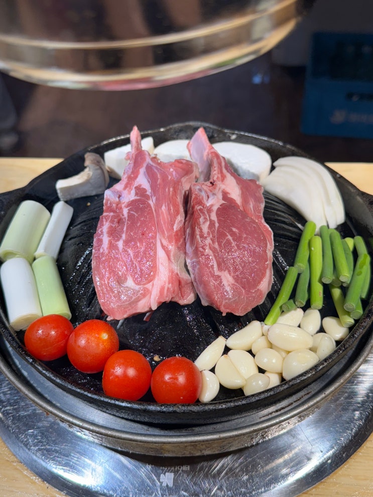  잡내 없는 양갈비에 라면까지! 대구 양고기 맛집 '청년 양고기' 후기