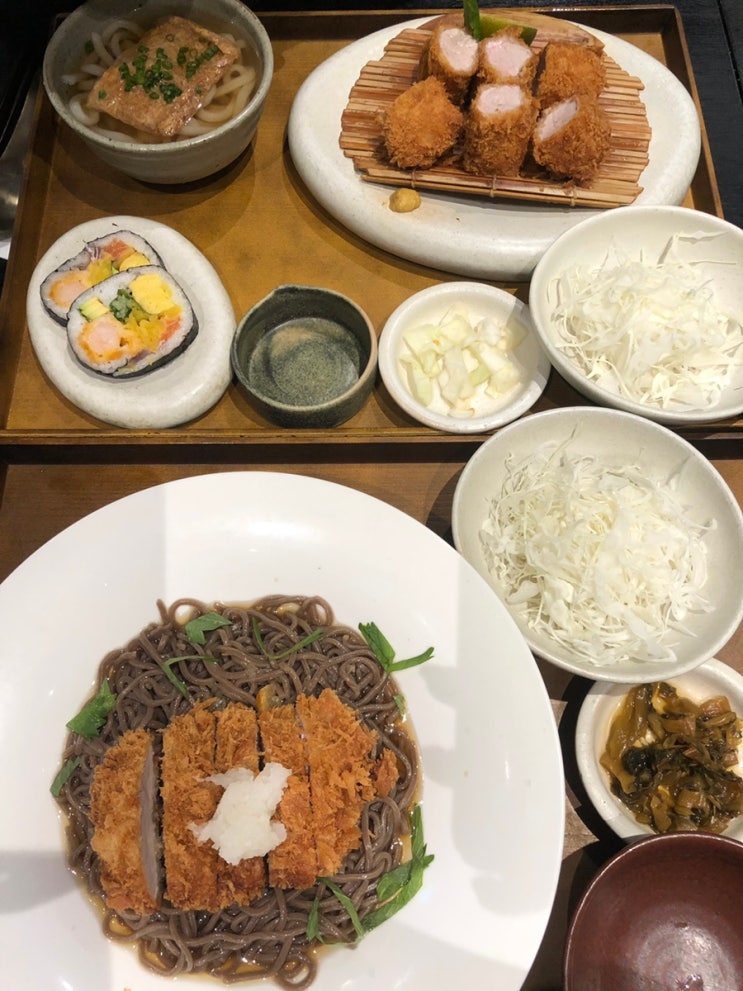  고속버스터미널 맛집 파미에스테이션 ‘카츠8’에서 데이트 후 일본식 돈카츠 정식으로 깔끔한 한끼