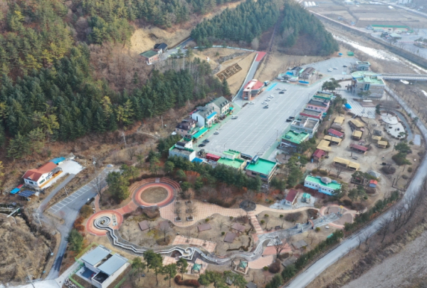  화암동굴 모노레일, 조기 완공으로 여름 관광객 맞이 [한국철도일보]