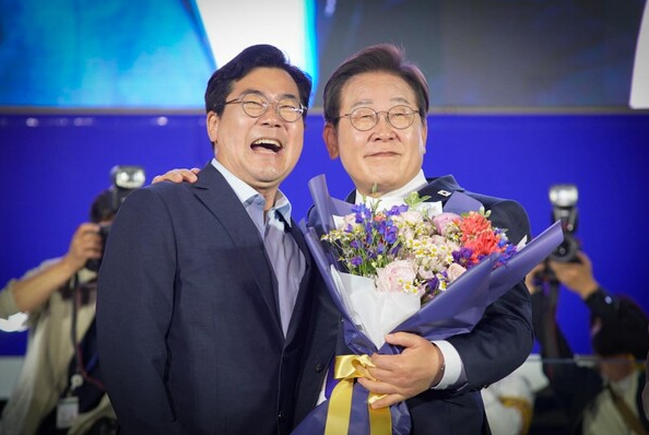 <b>정청래</b> vs <b>박찬대</b> 민주당 당대표 선거 - 더불어민주당 <b>전당대회</b>... 