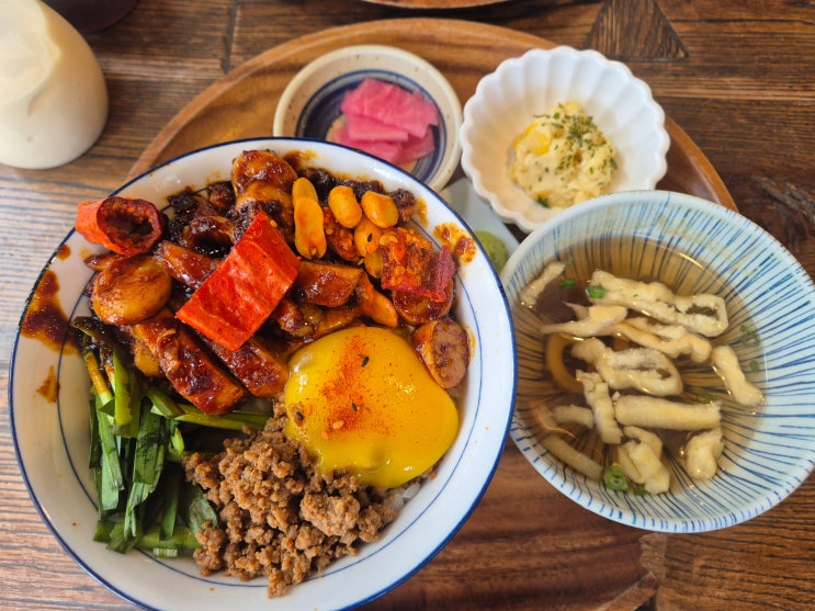  광화문 도토리브라더스 불대창덮밥 맛집