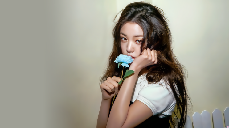 [배경화면] 아이브 장원영 : 해상도 2560 X 1440