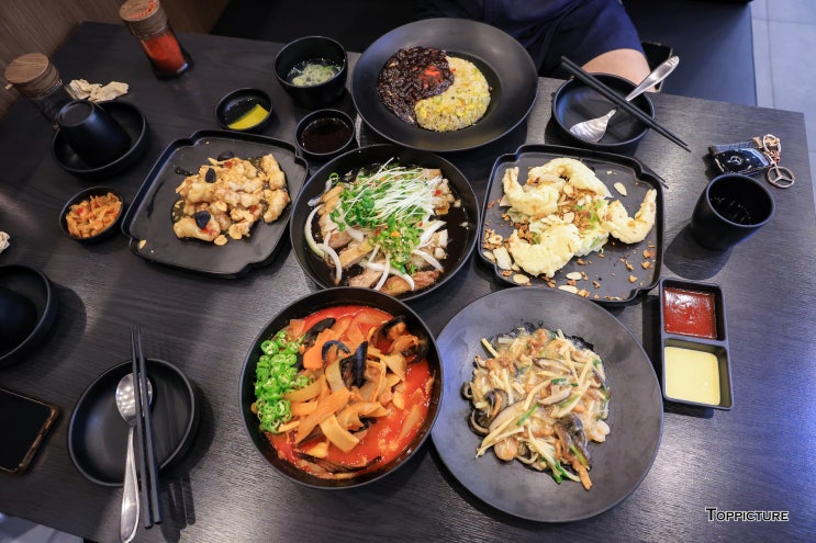  영등포 타임스퀘어 중식 맛집 푸짐한 세트가 있는 <신차이>