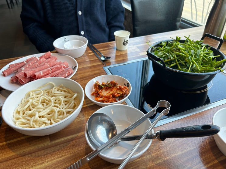  수원 호매실 금곡동 가성비 좋은 식당 추천 등촌샤브칼국수 후기