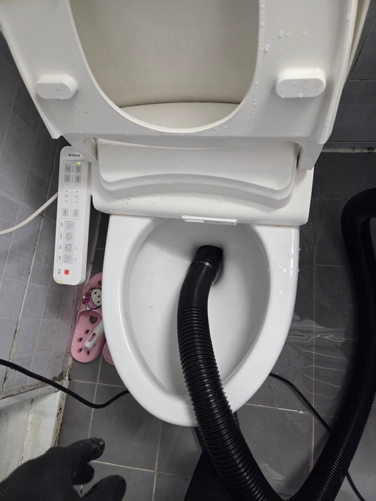  안산 변기막힘 물티슈 변기막혔을 때 출동 제거 현장
