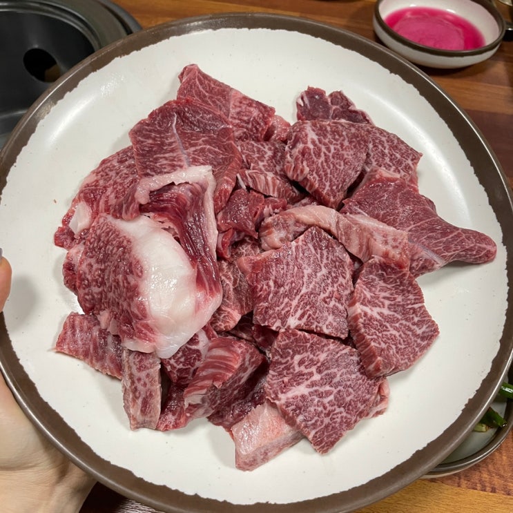  원주 개운동 :: 손님 접대는 이런 고깃집에서 원주 투쁠 한우 전문 한우 숯불구이 석탑 본점