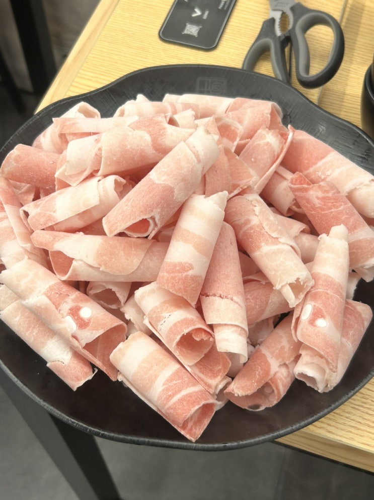  왕십리 삼겹살 맛집 찾음, '고품격대패 본점' 솔직후기