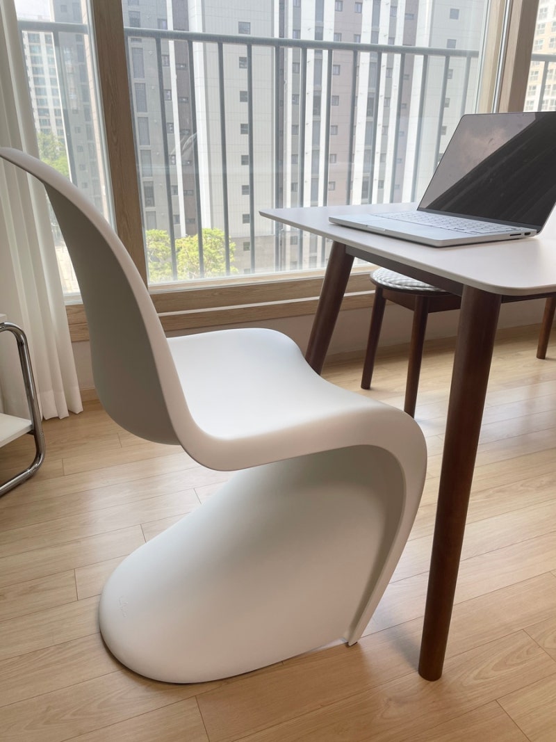비트라 팬톤체어 화이트 색상 구입 후기 vitra panton chair