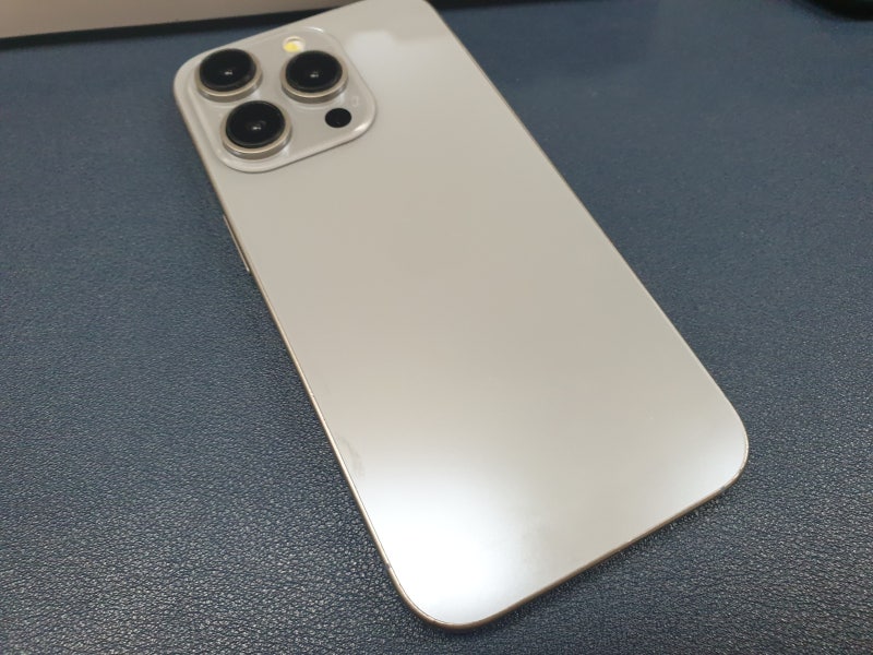 아이폰16 pro 가격 폭락 이유와 프로맥스 차이점
