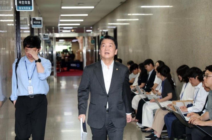 [속보] ‘4선’ <b>안철수</b> 의원, <b>국민의힘</b> <b>혁신위원장</b> 선임