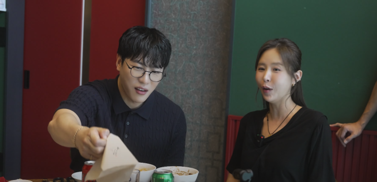코요태 <b>신지 예비신랑</b> 문원 돌싱남 전처가 딸 양육