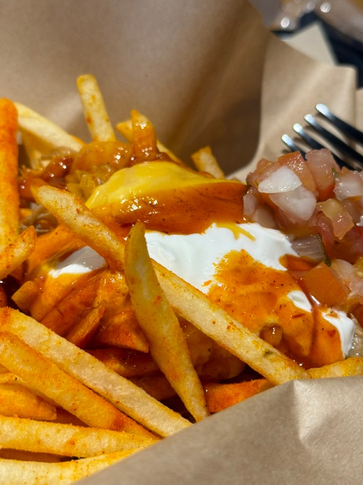  연세대 맛집 돌아온 타코벨 신촌점 신메뉴 김치 치즈 3종세트 맛, 가격, 꿀팁 모음