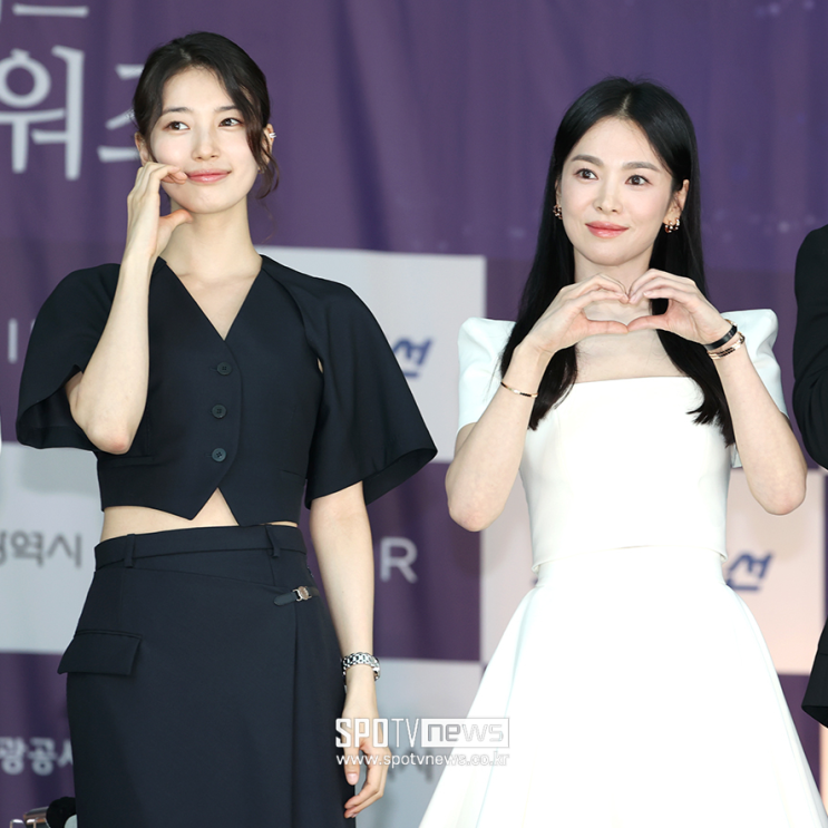  (레전드 갱신) 수지와 송혜교, 아무 말 없이 시선 싹쓸이한 이유