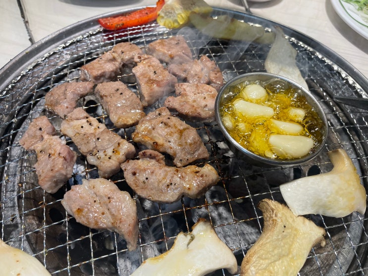갈비 먹고 싶다면 인계동고기집 명륜진사갈비 수원인계점 추천해요