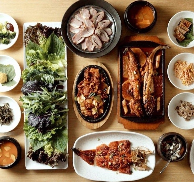 하늘빛우렁쌈밥 문정점 사진 1