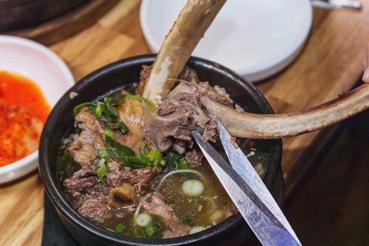  황장군 포항점에서 즐기는 맛있는 포항갈비찜