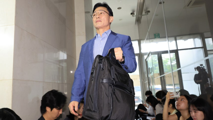 [속보] <b>임성근</b>, <b>채상병</b> 순직 <b>특검</b> 출석…“김건희·이종호 장관... 