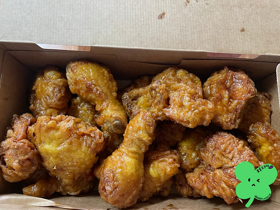 교촌치킨 계룡대점 사진 3