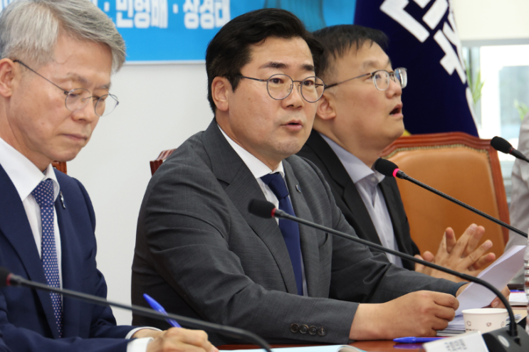이제는 필요하다? <b>대통령실 특활비</b>, 민주당의 말 바꾸기 <b>논란</b>