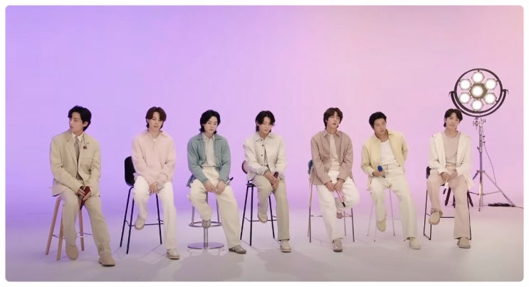<b>BTS 완전체 컴백</b>! 2026년 봄, 새 앨범과 월드투어로 전 세계... 