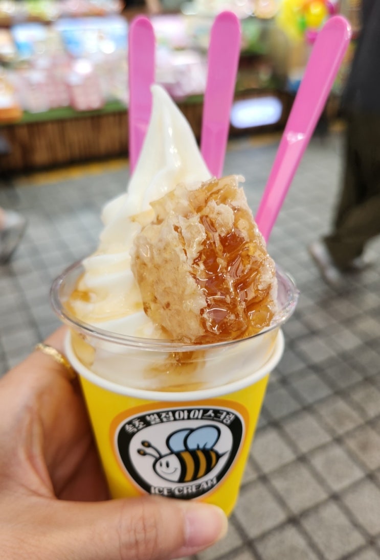  [속초 중앙시장 간식 추천] 벌집아이스크림부터 술빵까지, 실컷 먹은 내돈내산 간식 3종 후기
