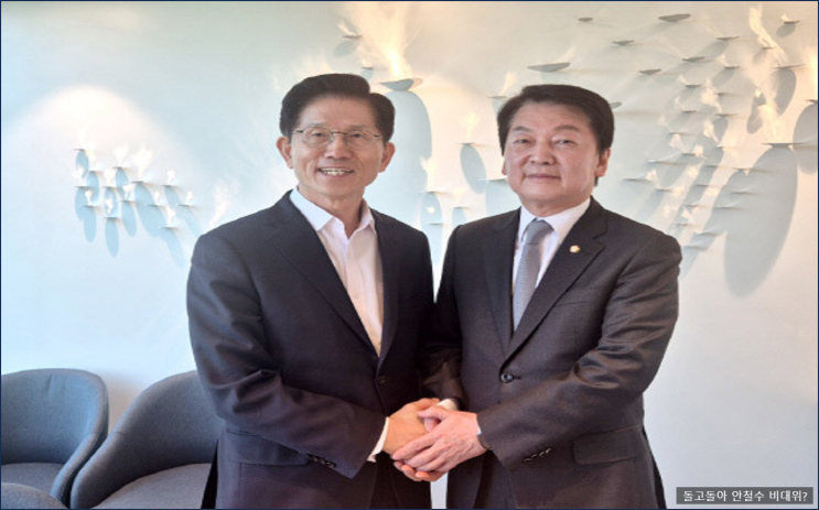 돌고 돌아 다시 <b>안철수</b>?…국민의힘 <b>혁신위원장</b>에 전격 내정