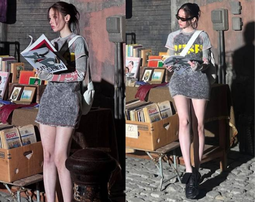 <b>전종서</b>, 헌책방 골목서 힙 터졌다…워싱 미니드레스에 <b>각선미</b>... 