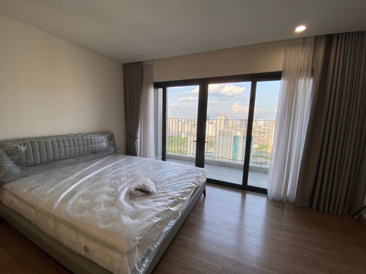  하노이 스카이파크 레지던스 ( Skypark Residence ) 아파트 임대 방3개 135m2 3000만동 풀옵션 알려드립니다