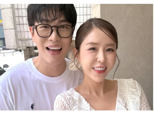 '신지' <b>문원</b>, 알고보니 전처와 <b>협의 이혼</b>...귀책 사유 루머였다