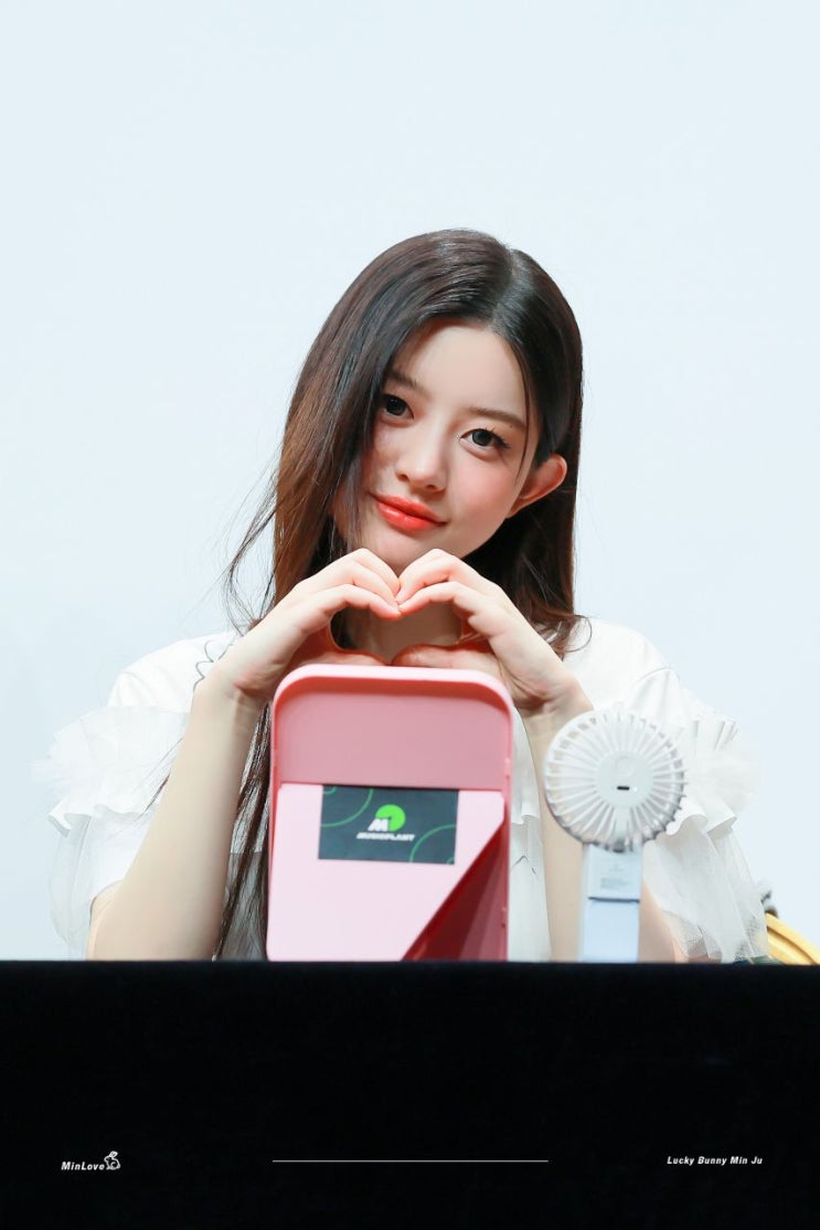 아일릿 민주 사진 모음