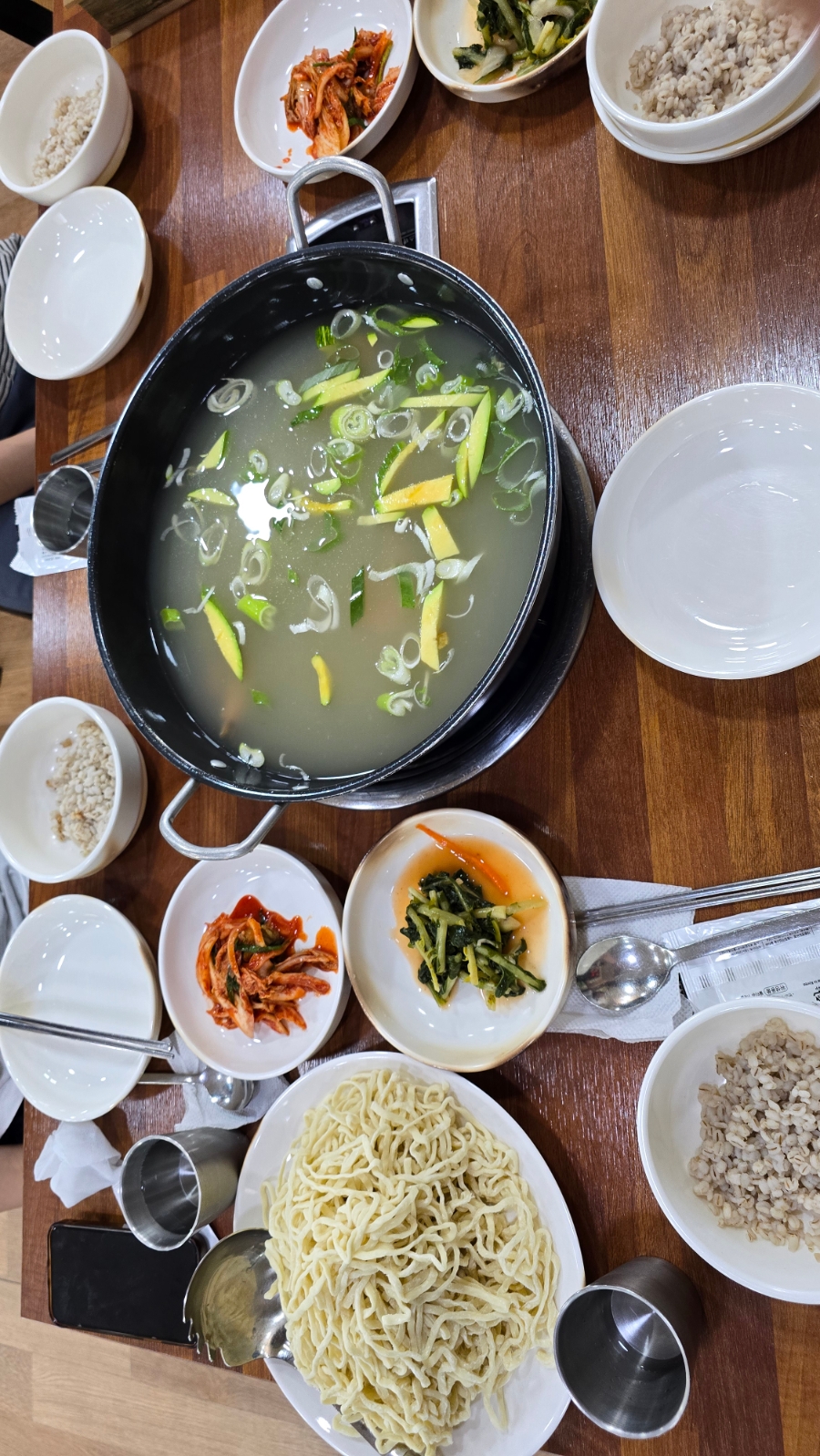 이석 해물칼국수&만두전골 본점 사진 6